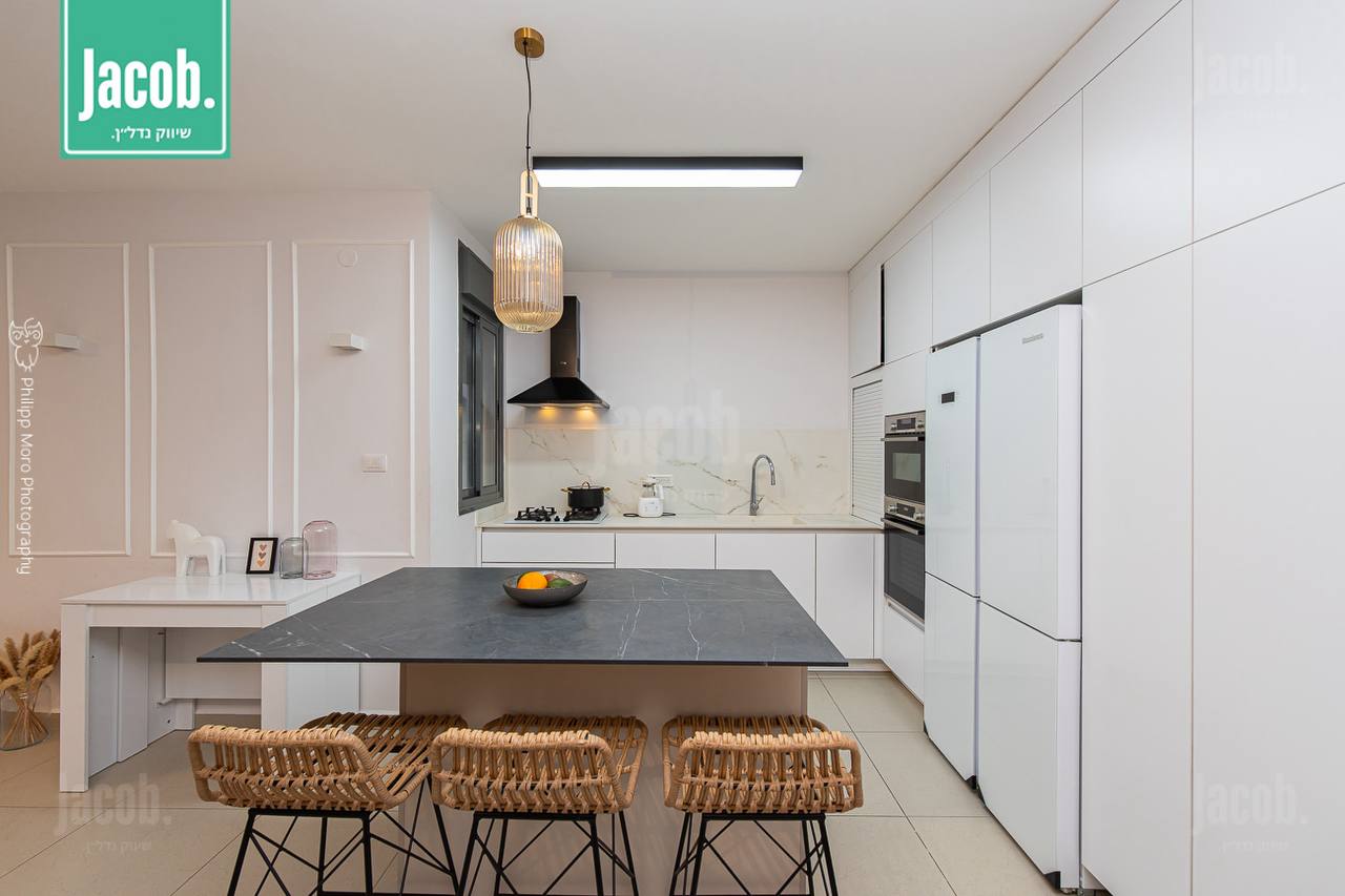 דירה 4 חדרים למכירה בטירת כרמל - תמונה 2