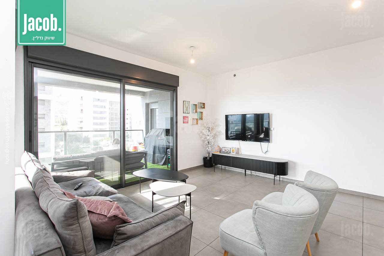 דירת 4 חדרים למכירה ברחוב נוי, חיפה - תמונה 4