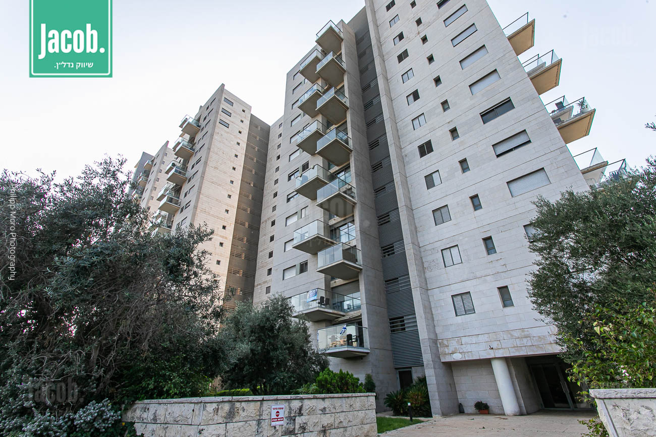 למכירה ברחוב טשרניחובסקי - חיפה  - תמונה 31