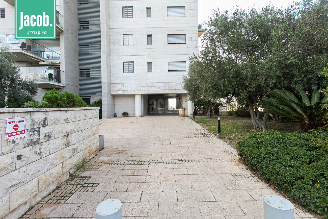 למכירה ברחוב טשרניחובסקי - חיפה  - תמונה 32